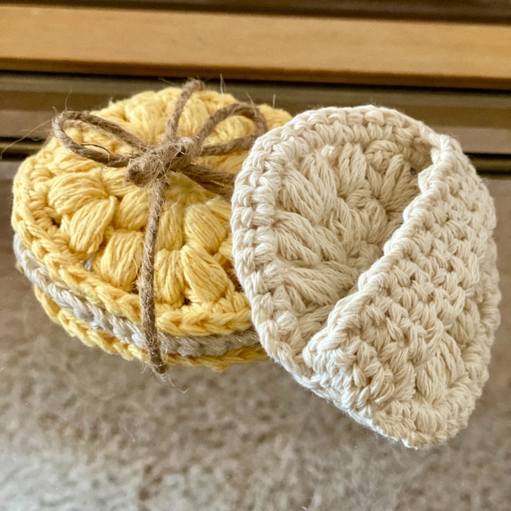 4 Cotton Facial Scrubbies